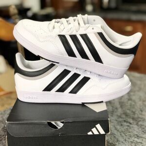 Adidas Hoops 4.0 sneakers. Men’s sz 4.5